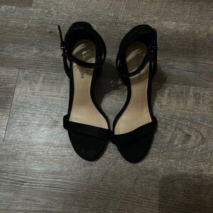 Brand new with tags Gianni Bini heels